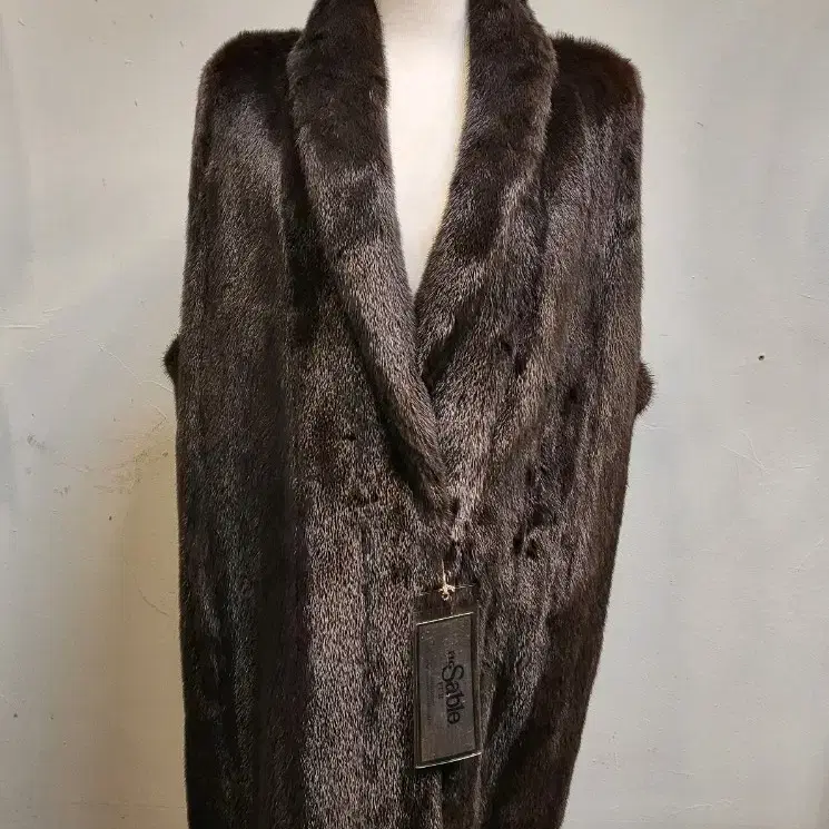 새상품) BLACKGLAMA MG Sable Fur 최고급 모피조끼