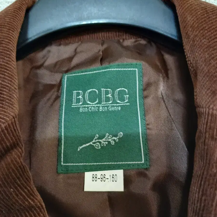 BCBG 크롭 골덴쟈켓(66)