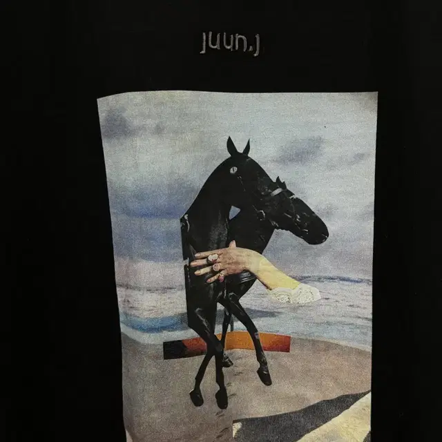 Juun.J 준지 오버핏 그래픽 티셔츠