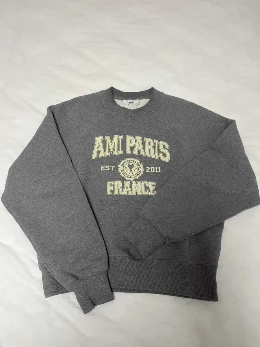 Ami Paris France Man to Man M