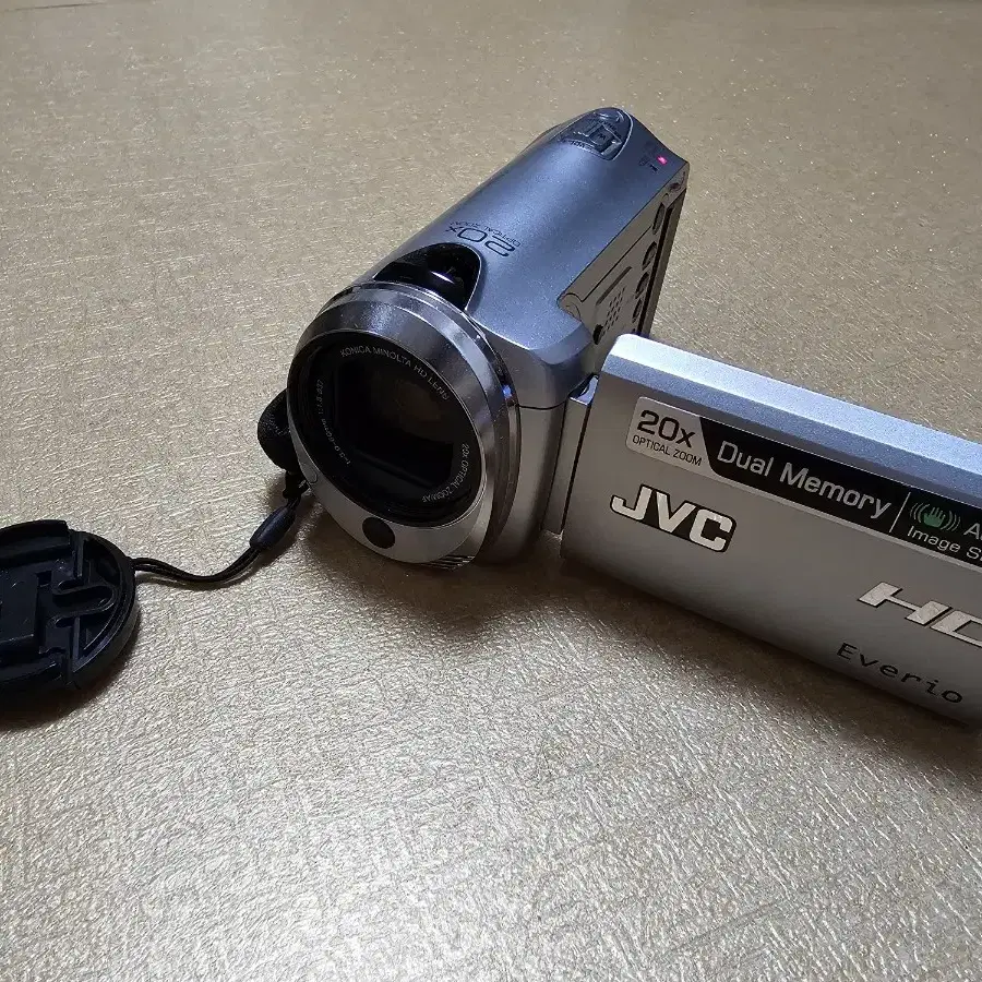 빈티지 캠코더 JVC(Victor) GZ-HM320