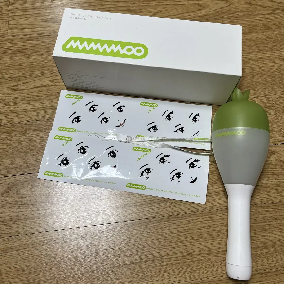 Mamamoo lightstick ver.2 full set sells