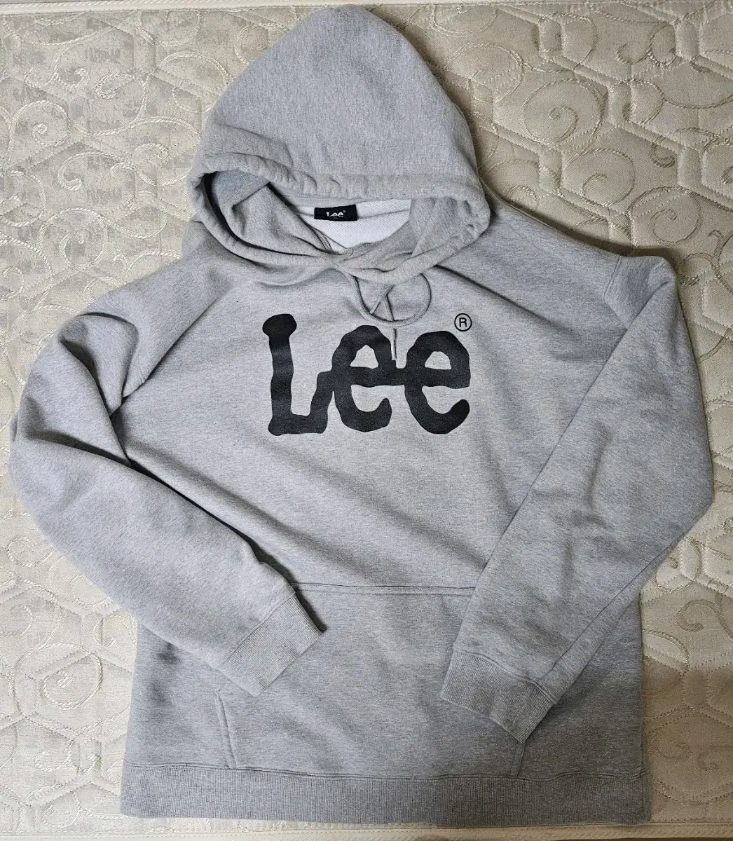 LEE Hoodie size XL