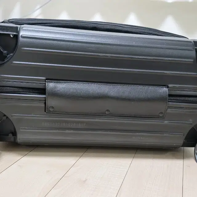 RIMOWA 리모와 기내용 캐리어 볼레로 비지니스 865.50 매트블랙