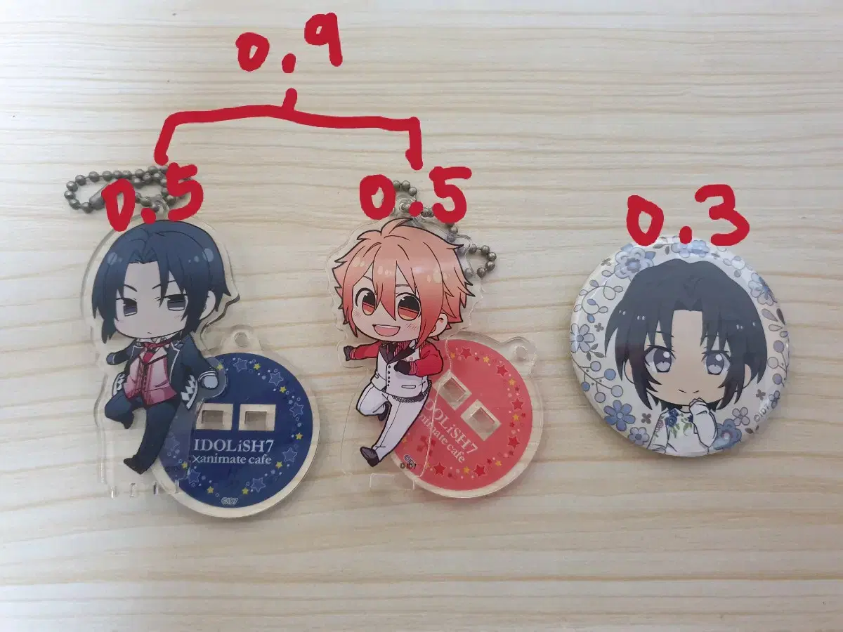 Aina Iori, Riku goods (acrylic, can badges, rubber straps, etc.)