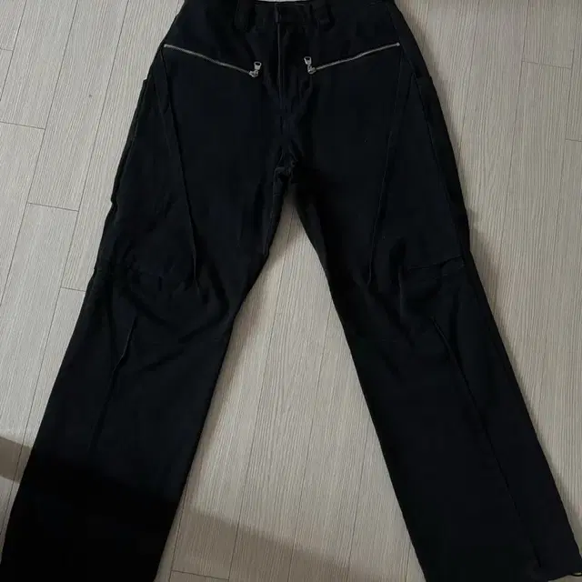 더콜디스트모먼트 slash pants (black) s