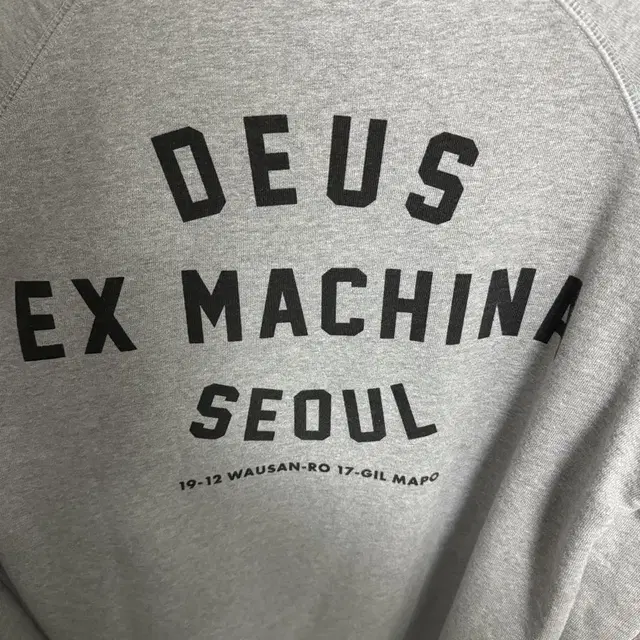 Deus 데우스 엑스 마키나 서울 미스치프마뗑킴오픈와이와이