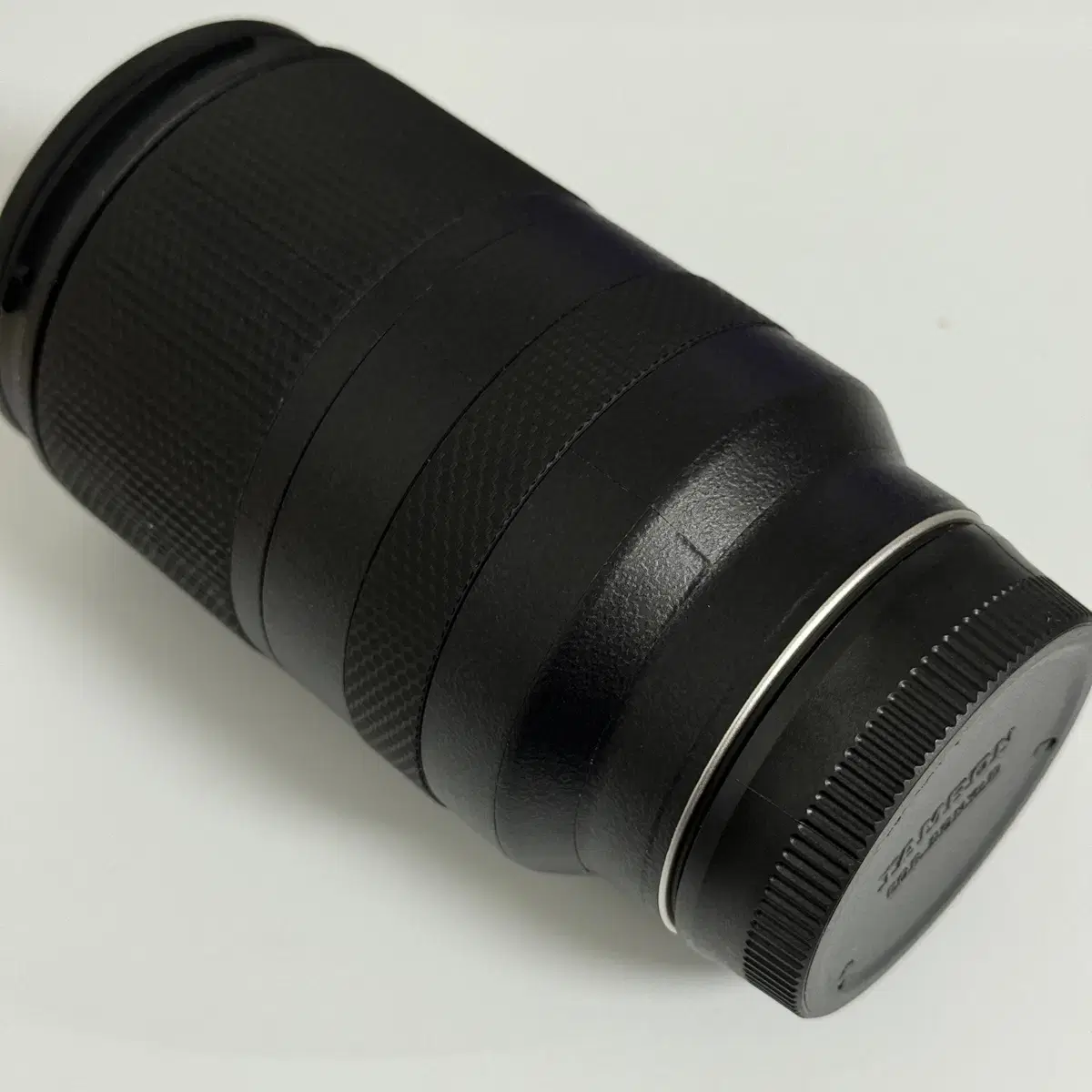 탐론 28-200 F2.8 소니 FE 마운트