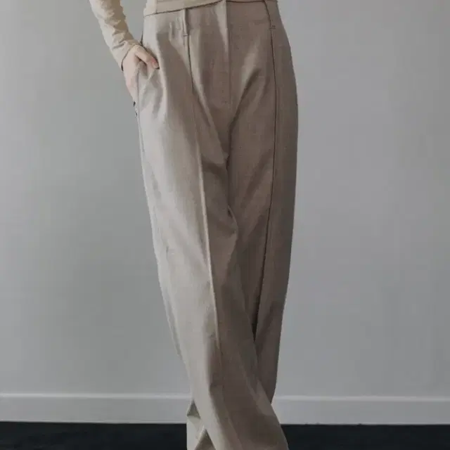 COKET-Wool pintuck wide pants (beige)