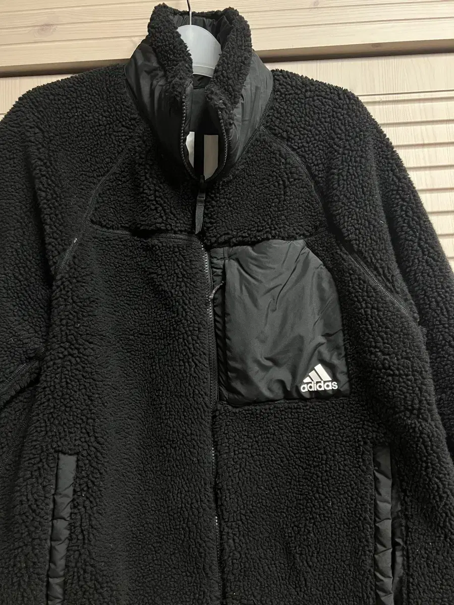 (Official)Adidas Sherpa Reversible Jacket