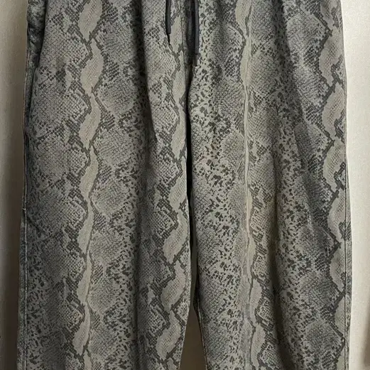 브라운브레스 VAMPI TAG PANTS KHAKI XL