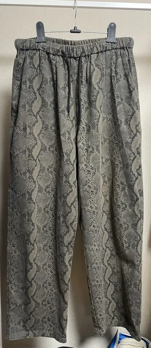 브라운브레스 VAMPI TAG PANTS KHAKI XL