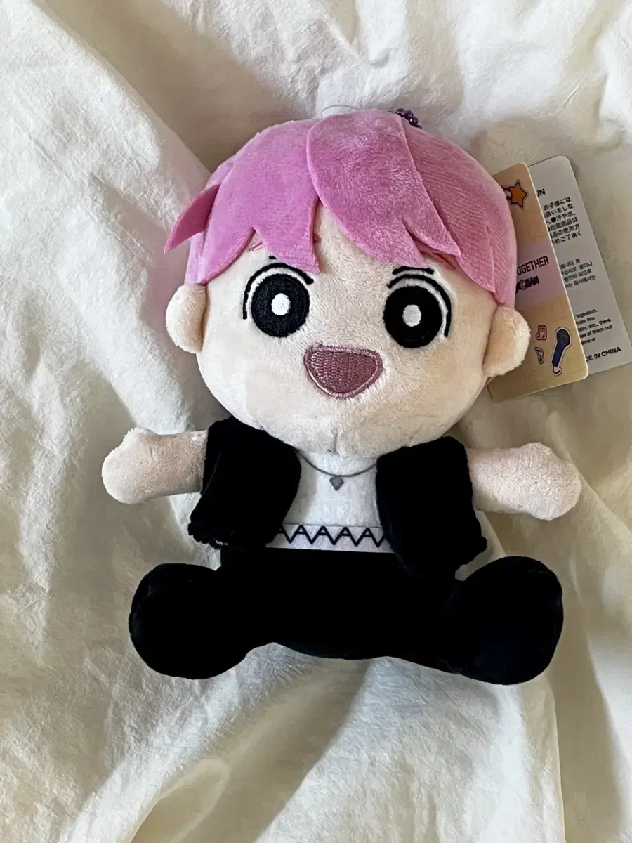 txt changu collaboration doll taehyun wts