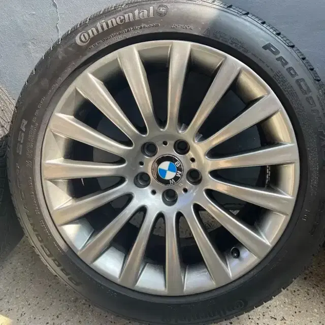 BMW 19인치 순정 휠타이어