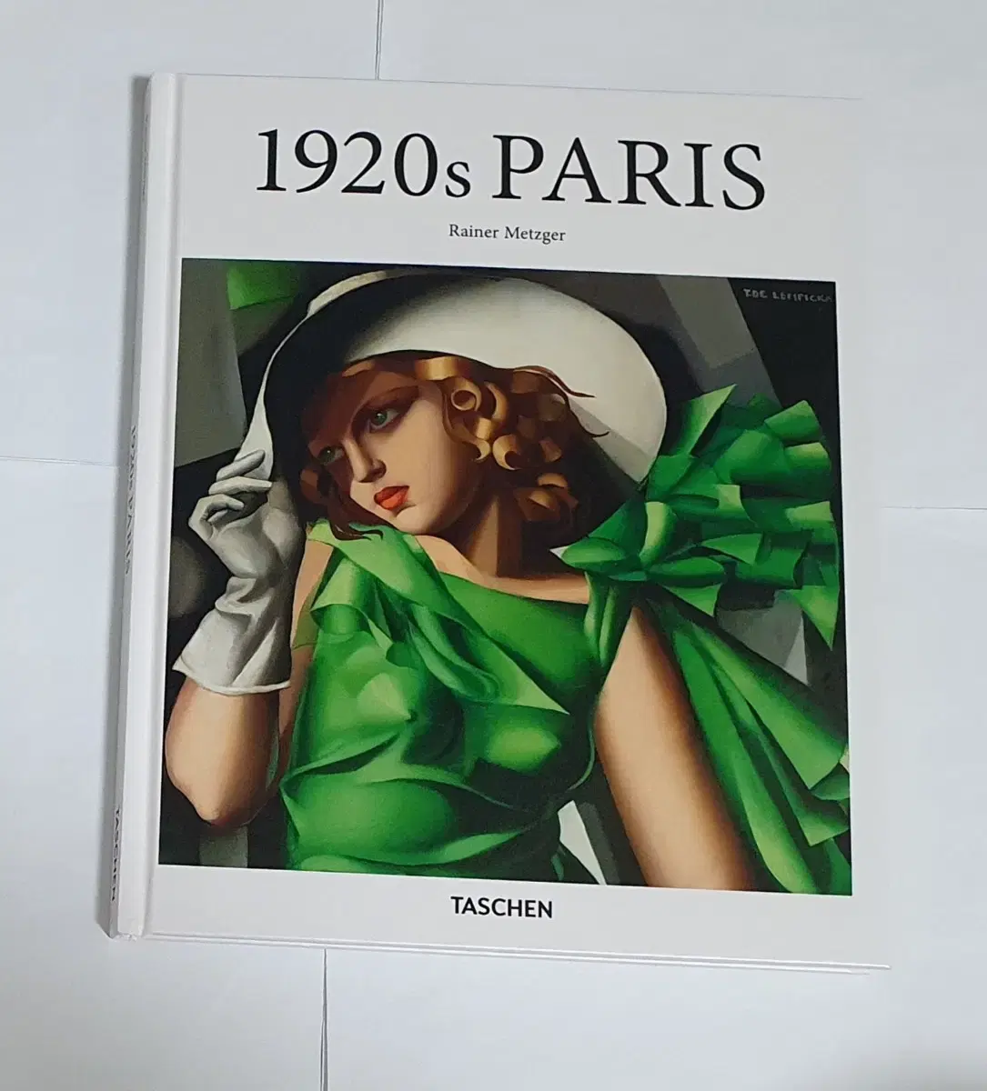 Tassen 1920s PARIS 1920s PARIS Painting Art Book Books