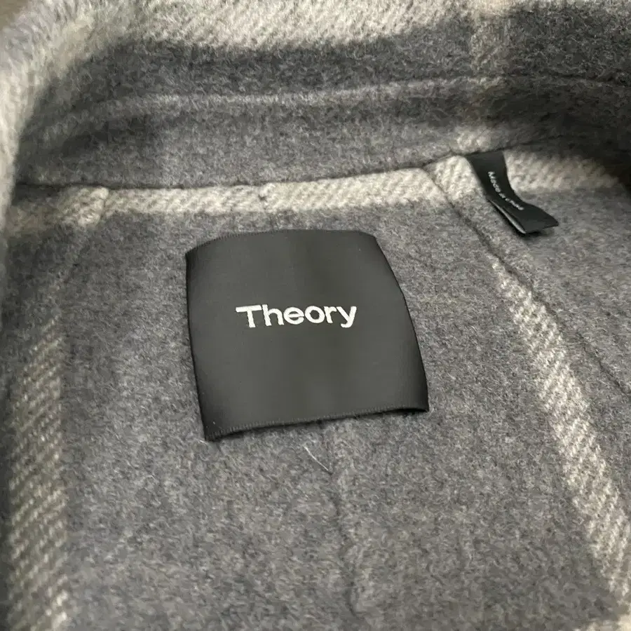 Theory 반코트 Clairene Check Coat