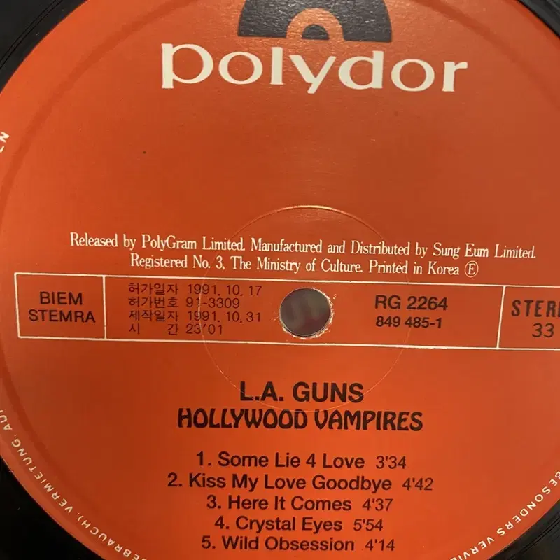 LA GUNS LP / AA5962