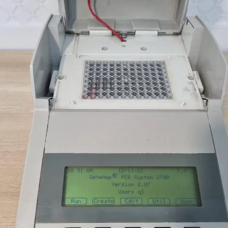 Applied Biosystems PCR System2700 유전자증폭기