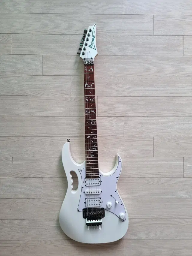 Ibanez Jem Jr. 일렉기타 (아이바네즈 젬 쥬니어)