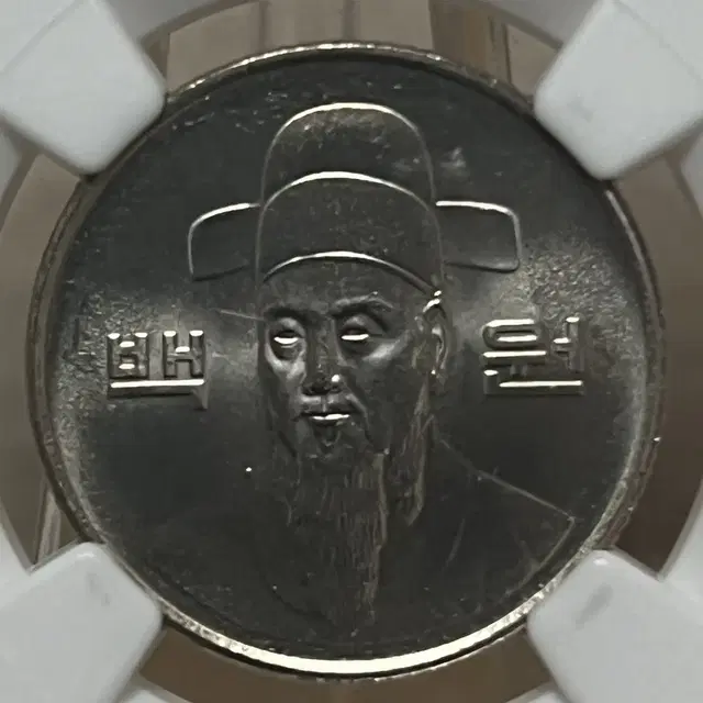 1983년 한국(korea)100원 NGC MS66등급