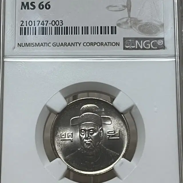 1983년 한국(korea)100원 NGC MS66등급