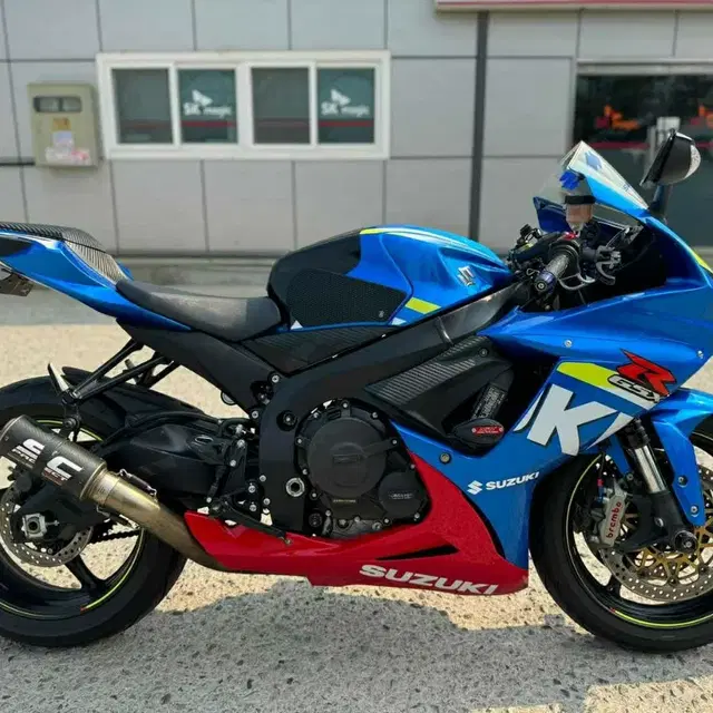 스즈키 gsx r600 17년형 완전A급 판매합니다