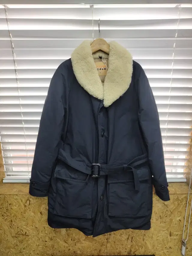 M) 에스파이 Mackinaw Down Parka 팝니다