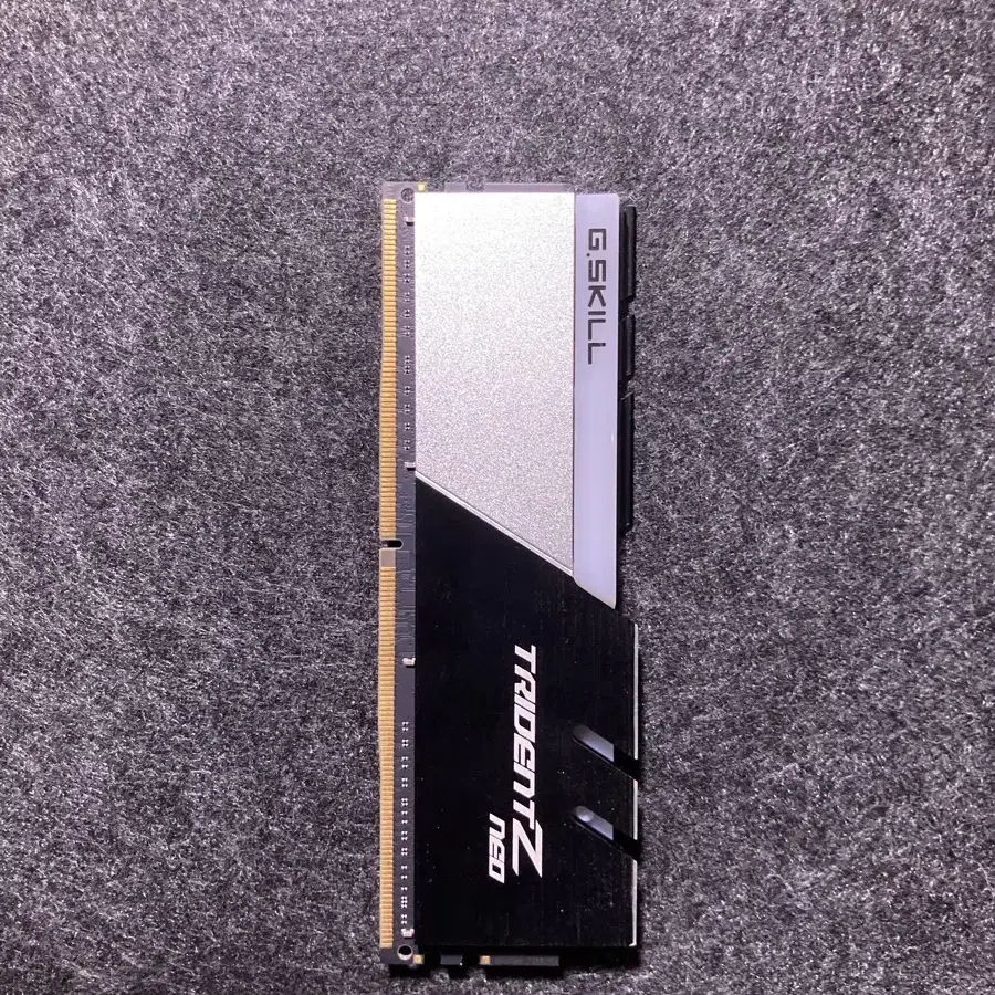 Gskill 지스킬 램 DDR4 3600 16기가