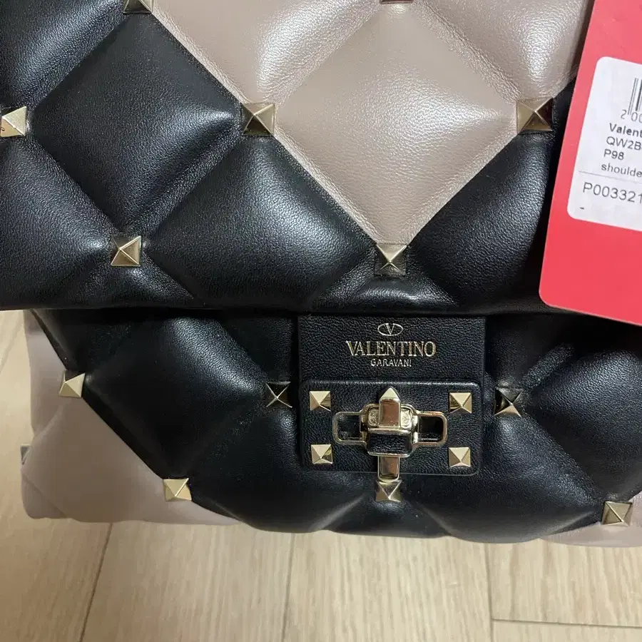 발렌티노 캔디스터드 토트백(valentino candystud) 새상품