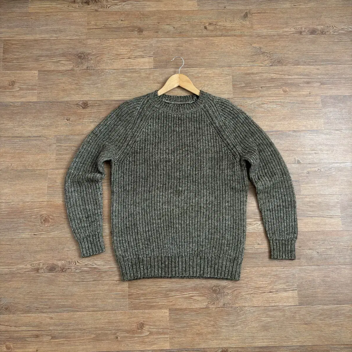 JACHS Casual Knit M Lightweight and comfortable to wear