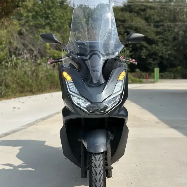 21년식 PCX125 ABS모델 3만Km 출퇴근 셋팅 차량 판매합니다.