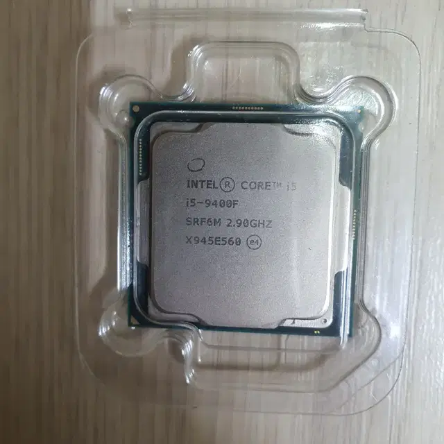 i5 9400f cpu팝니다.