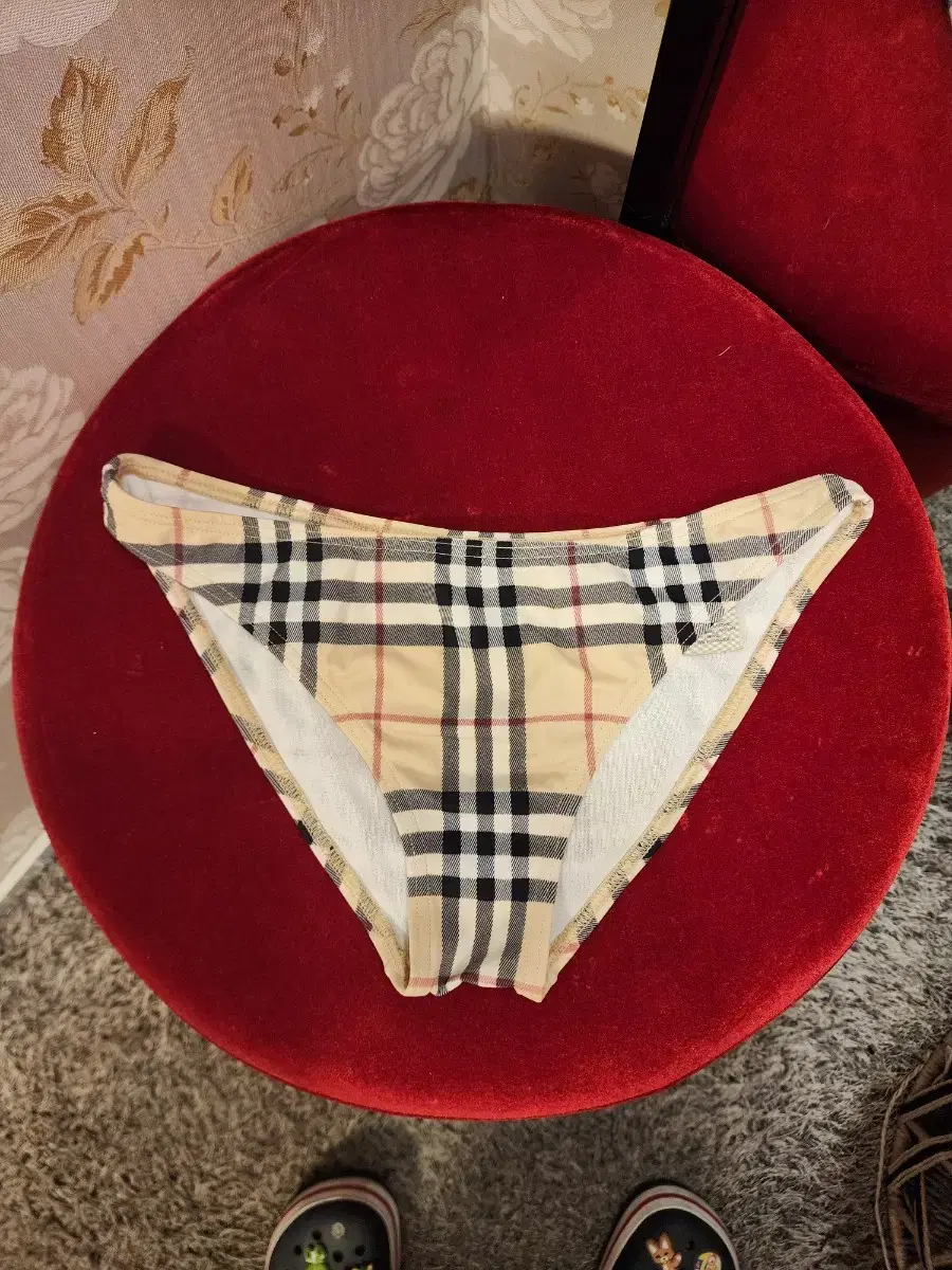 (Genuine) Burberry Underwear Bottoms size XS