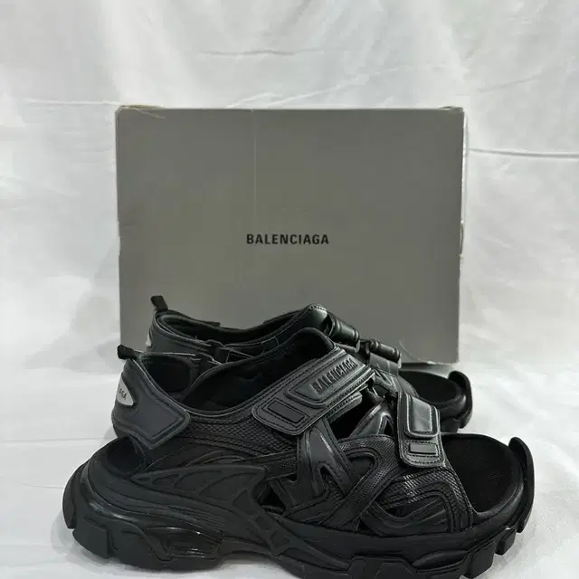 [41] Balenciaga 발렌시아가 남성 트랙 스니커즈 샌들 블랙