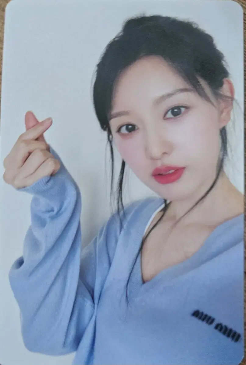 Kim Jiwon fanmeeting photocard