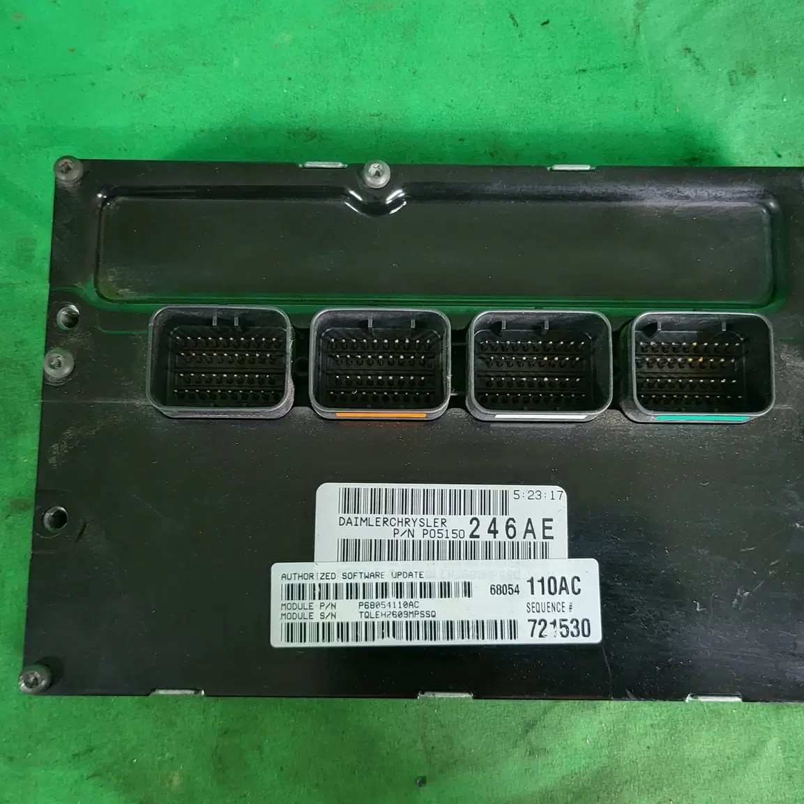 10년식 크라이슬러 300C ECU 모듈