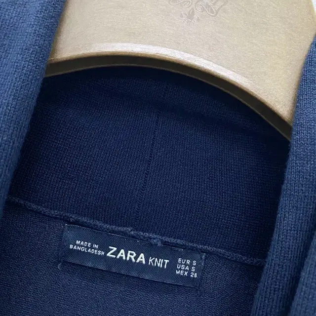 357 ZARA 자라 가디건 (S 26)