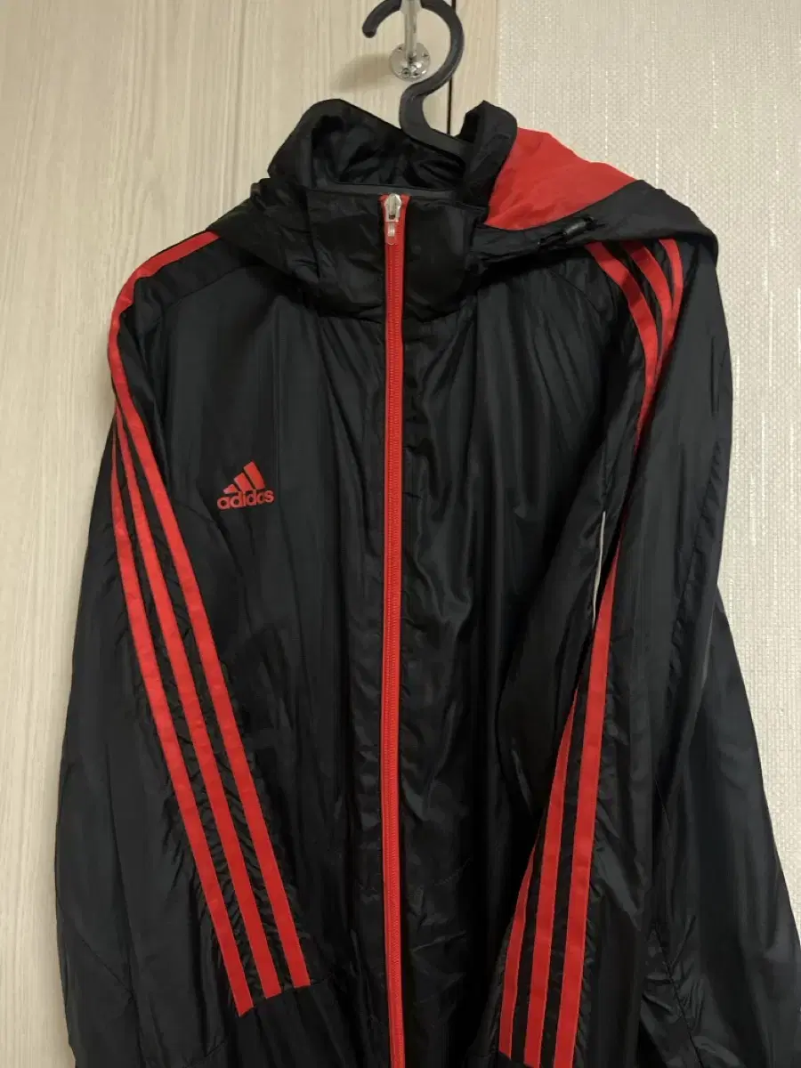 adidas Vintage Windbreaker Set