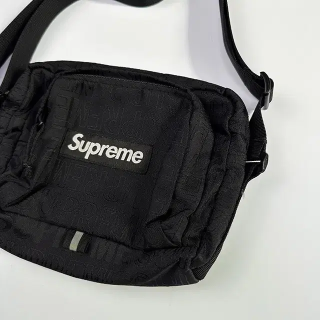 SUPREME 19SS Shoulder Bag 슈프림 숄더백