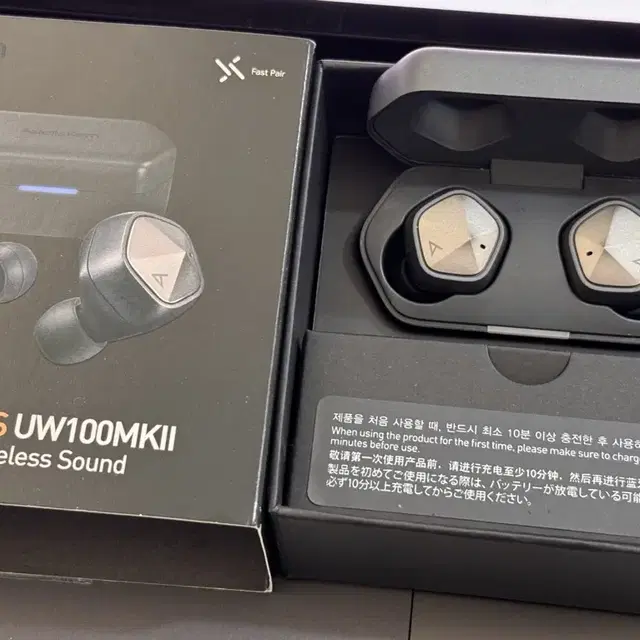 AK UW100 MKII 아스텔앤컨 무선 이어폰