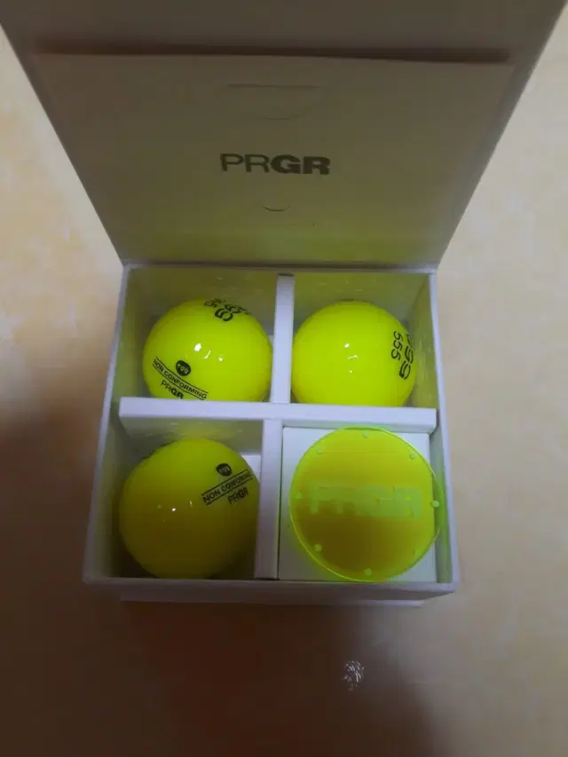 PRGR SUPER EGG BALL GIFT SET 골프공 (볼마커 포함