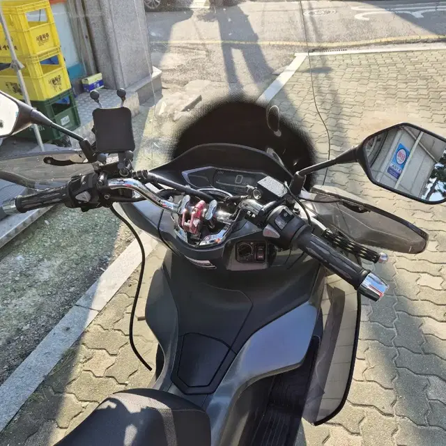 22년식 pcx125 팝니다