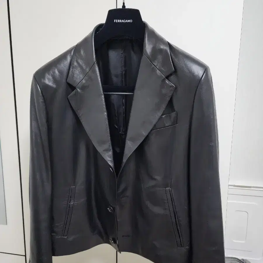 페레가모 23ss 나파레더 자켓, ferregamo leather