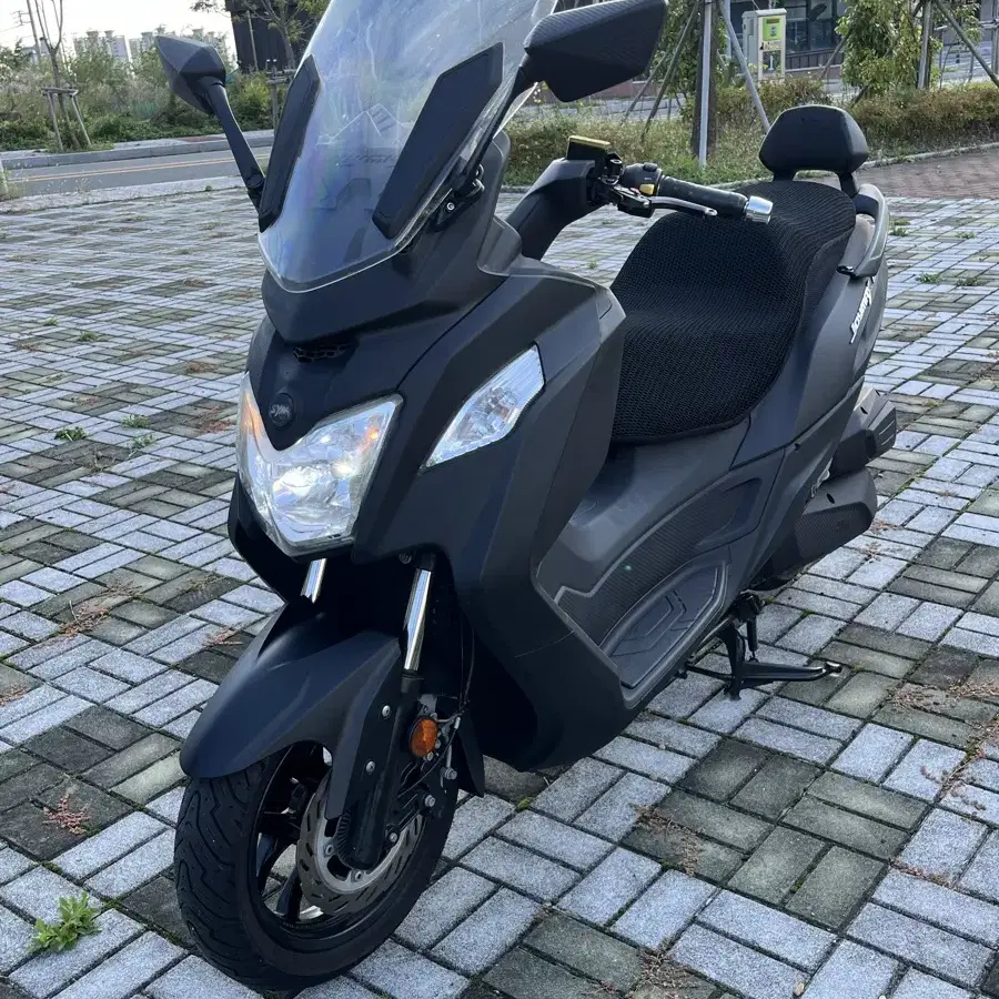 20년식 조이맥스Z 300