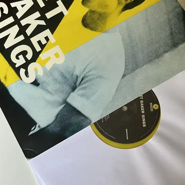 쳇 베이커 lp Chet Baker Sings Yellow Vinyl