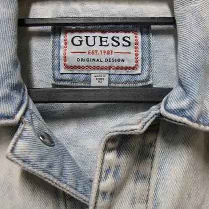 게스 정품 GUESS 프린지끝단 워싱데님자켓