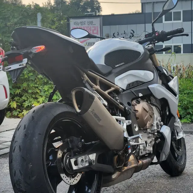 특가)bmw s1000r 22년 1만키로 상태굿 신차보증최저가 판매합니다