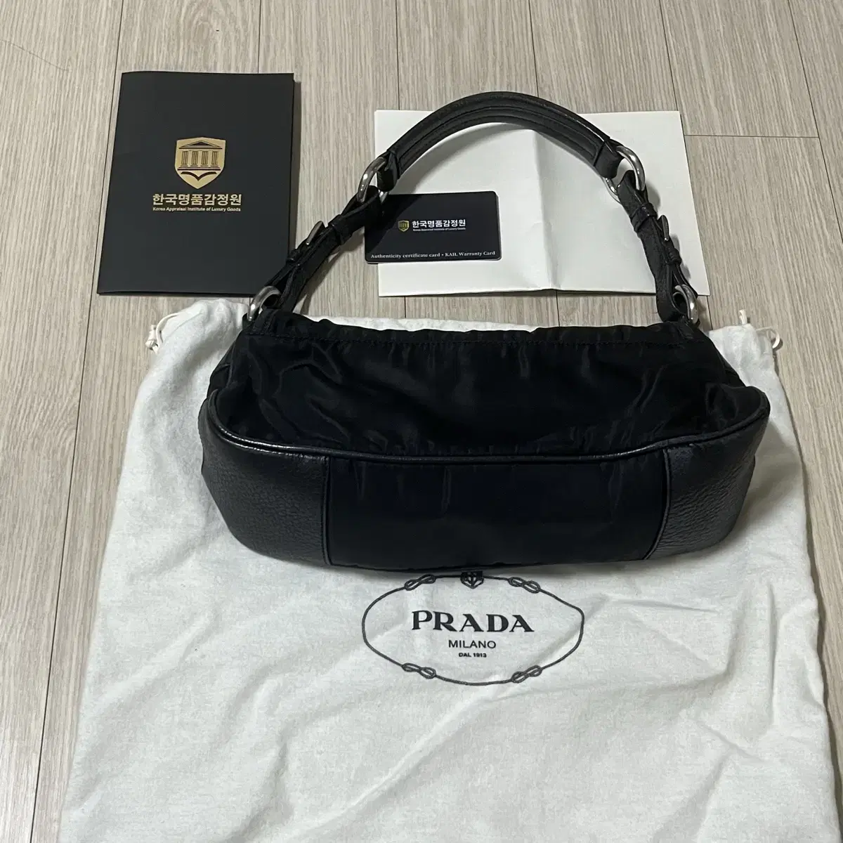 미나츠 정품 프라다 PRADA 숄더백 가방 (정품)