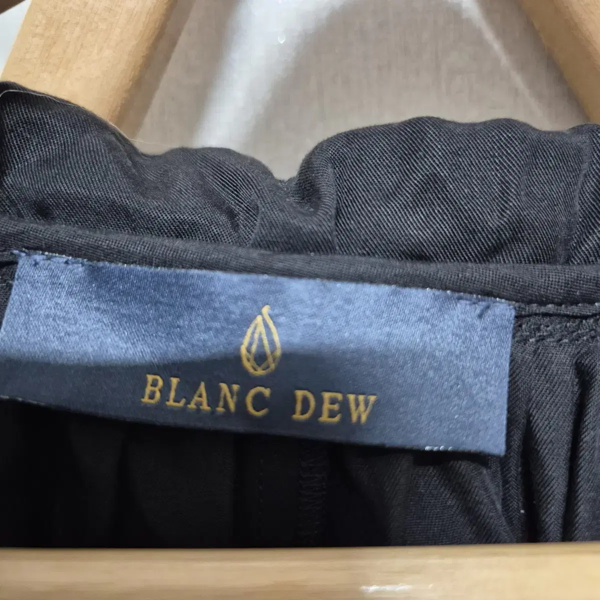 BLANC DEW 블랑듀이 크롭 점퍼 F