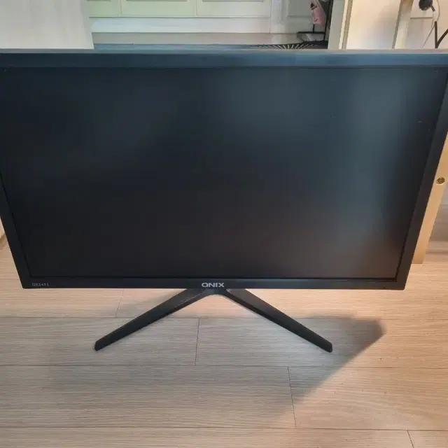 큐닉스 qnix QX24T1 144hz 모니터 팝니다